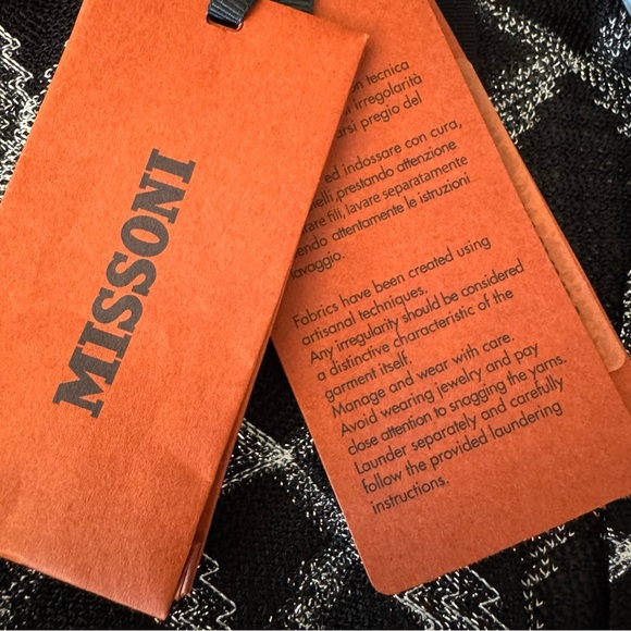 NWT MISSONI Tie-front Metallic
Mini Dress Black Silver Fit and Flare Size 38 - Picture 13 of 16